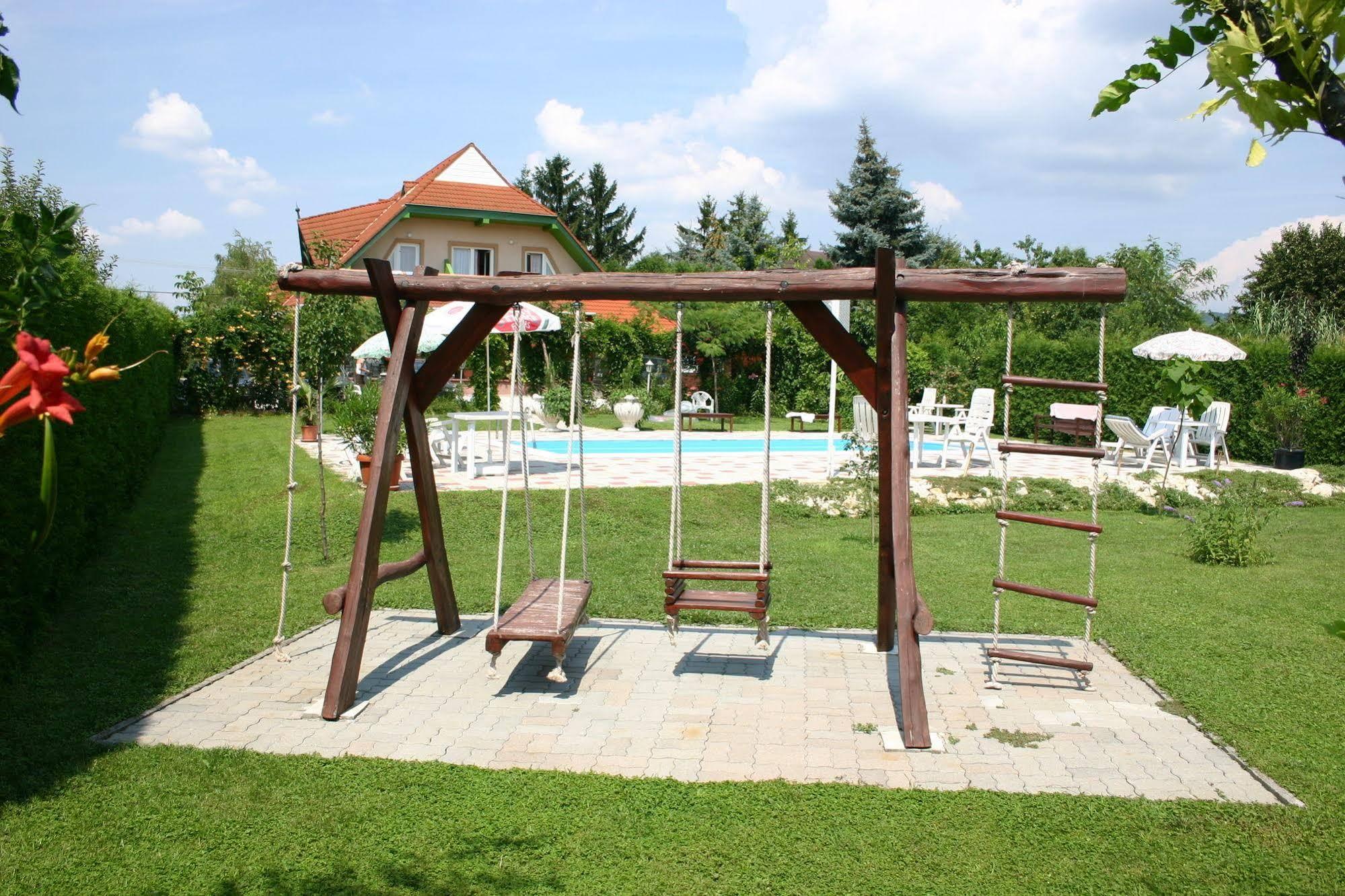 גיינסדיאס Lorelei Pension Adults Only מראה חיצוני תמונה