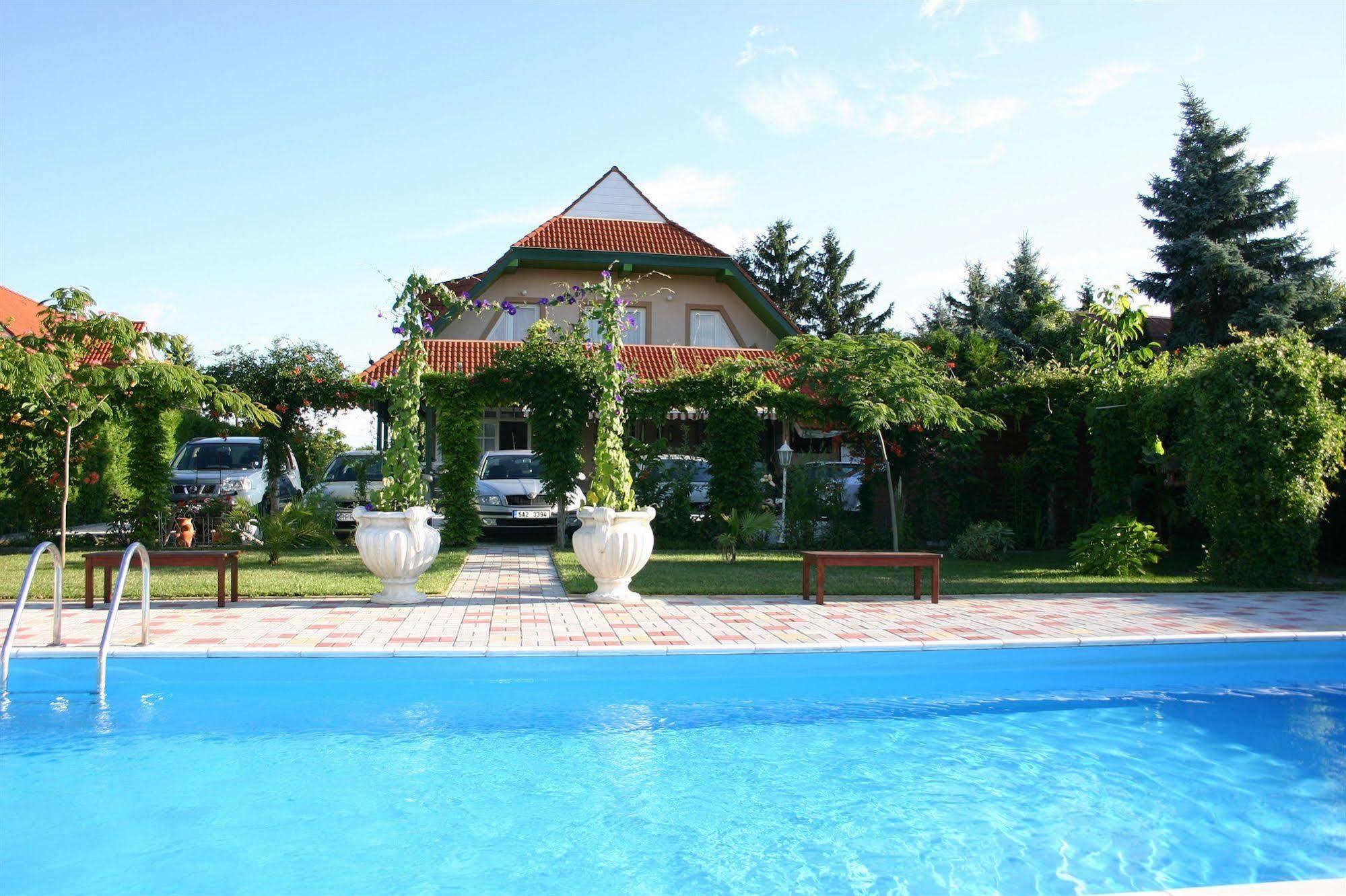 גיינסדיאס Lorelei Pension Adults Only מראה חיצוני תמונה